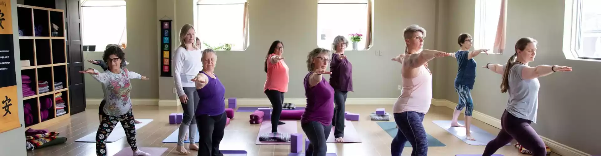 Root Chakra - Short Āsana (posture) Practice